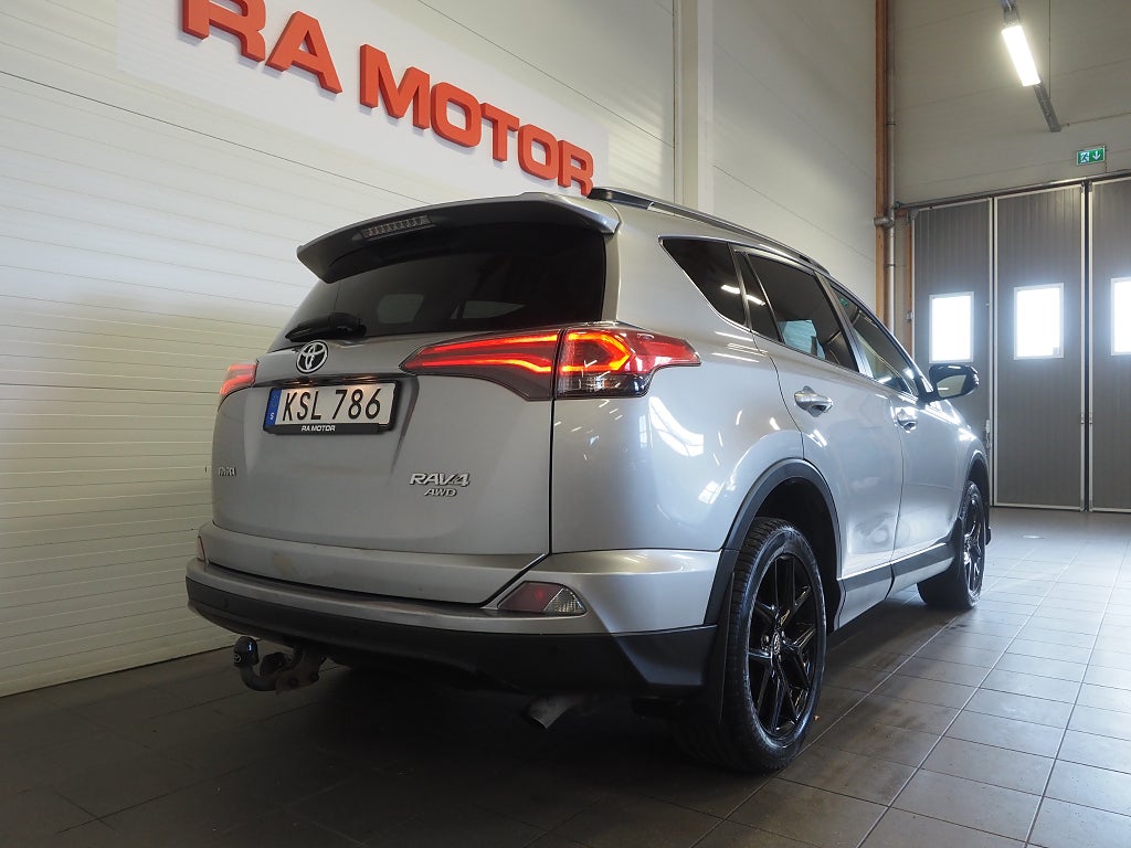 Toyota RAV4 2.0 Dual VVT-i AWD S X-Edition Drag Navi Kamera M-Värm 2018