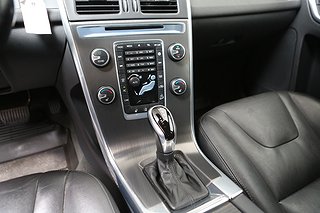 SUV Volvo XC60 24 av 27