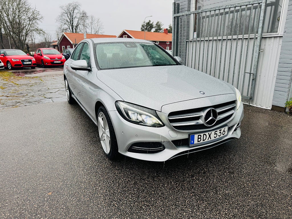 Mercedes-Benz C 180 156HK 7G-TRONIC AVANTGARDE / NAVI / DRAG
