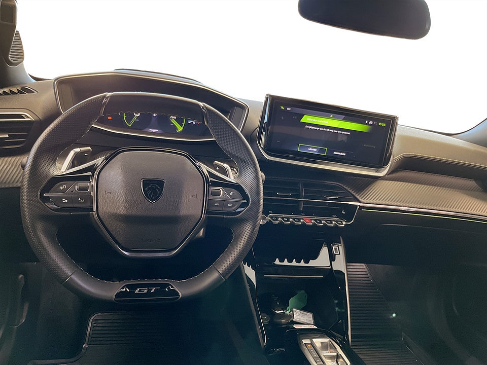 Bild på Peugeot 2008 GT 1.2 PT 130hk Aut B-KAMERA NAVI