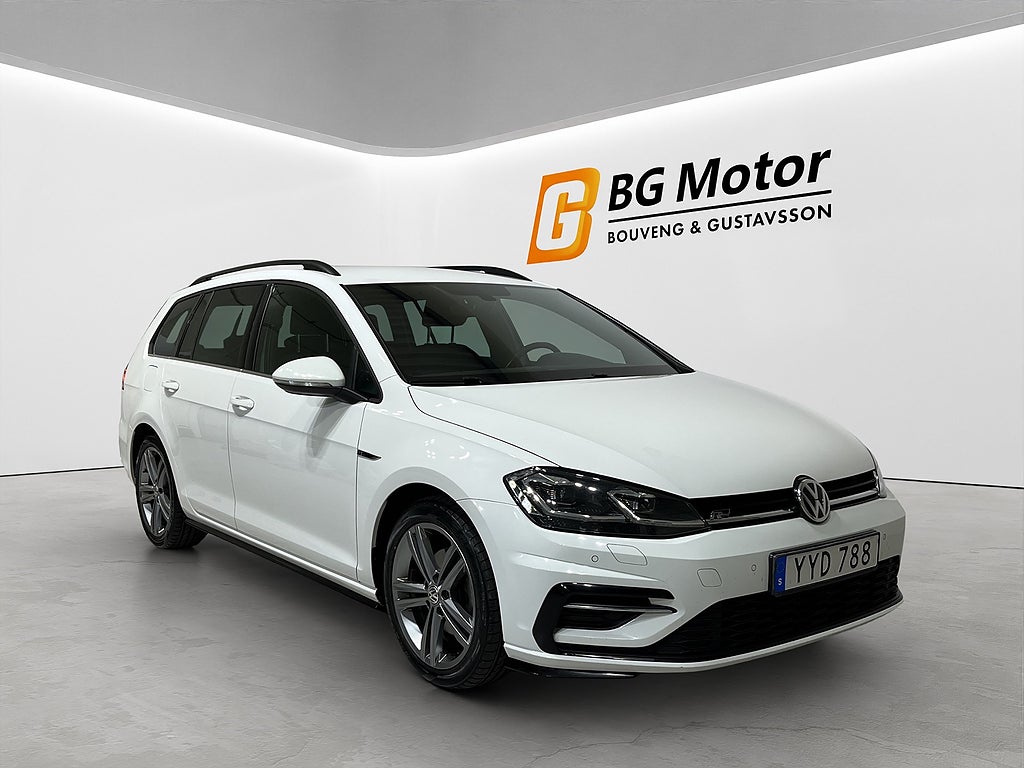 Volkswagen Golf Sportscombi 1.5 TSI 150HK R-Line Plus Värmare/Carplay