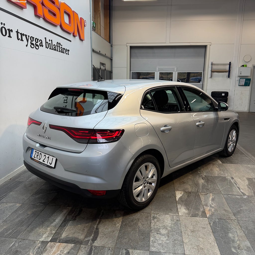 Renault Mégane 1.5 Blue dCi EDC Navigation P-sensorer