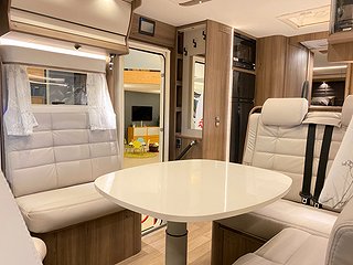 Husbil-integrerad Kabe TMI 860 Imperial LGB 12 av 52