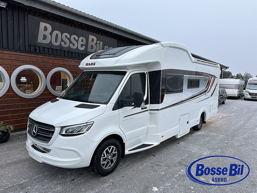 Kabe Royal X 780 LXL * F2F-soffa * Härlig rymd *