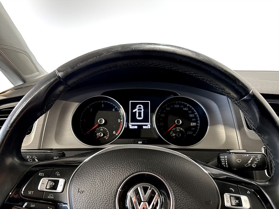 Bild på Volkswagen Golf Base 1.6 TDI 110hk Aut KAMPANJRÄNTA 3,99%