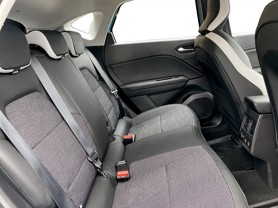 Bild på Renault Captur E-TECH PHEV 160hk Aut B-KAMERA CARPLAY