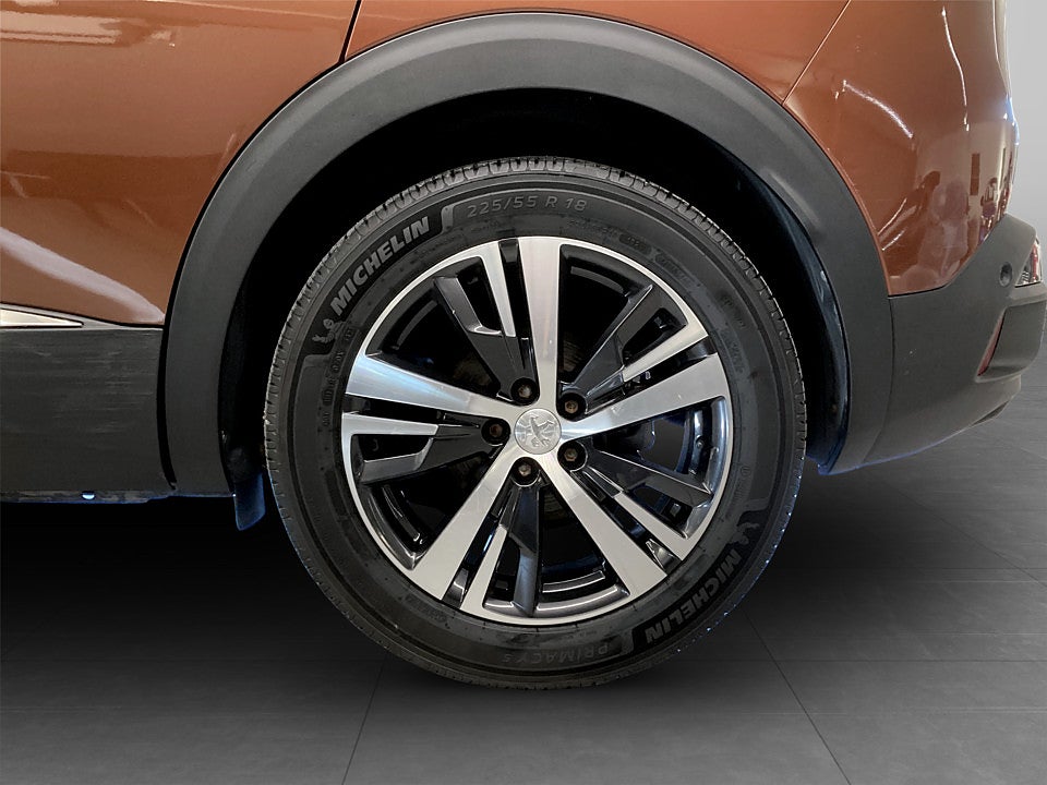 Bild på Peugeot 3008 Allure 1.2 PT 130hk Aut P-SENSORER