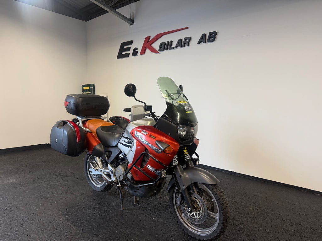 Honda Powersports XL1000V Varadero 1.0 V-Twin