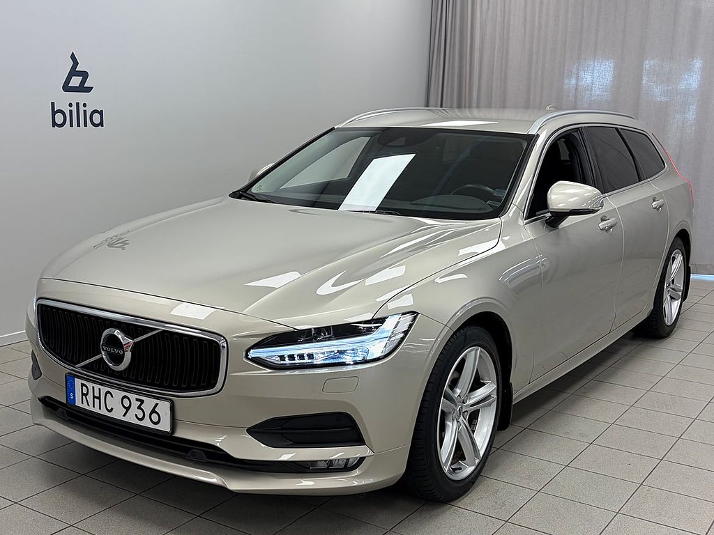 Volvo V90 D4 Momentum Advanced SE