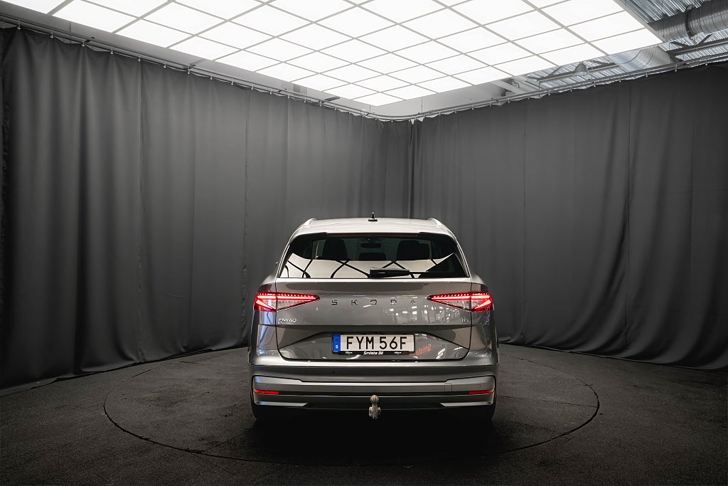 Skoda Enyaq iV 85 PLUS PAKET DRAG KAMERA ELSTOL 99.9% SoH 1-ÄGARE MOMS