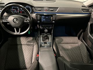 Skoda Superb Kombi 2.0 TDI 4x4 Style Drag Dvärm Kamera SoV