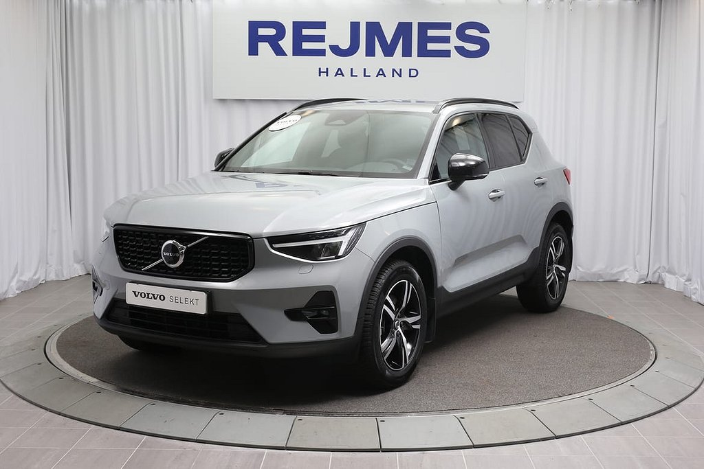 Volvo XC40 B4 FWD Bensin Plus Dark Drag Motorstol Förarstöd