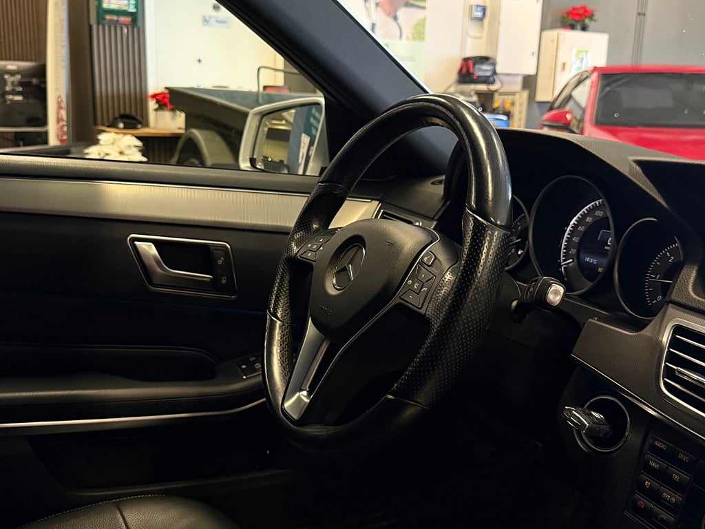 Mercedes-Benz E220 2014 - miniatyr 23
