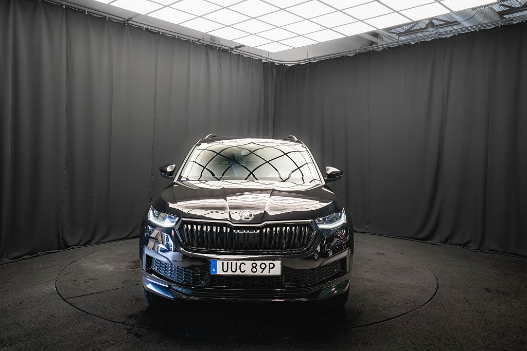 Skoda Kodiaq TDI 4x4 SPORTLINE 7-sits D-VÄRM DRAG KAMERA 1ÄGARE MOMS
