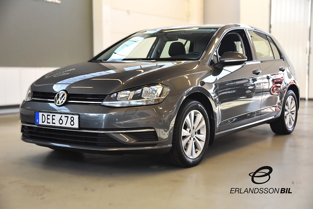 Volkswagen Golf 5-dörrar 1.0 TSI Base Euro 6 APPLE CARPLAY NYSERVAD