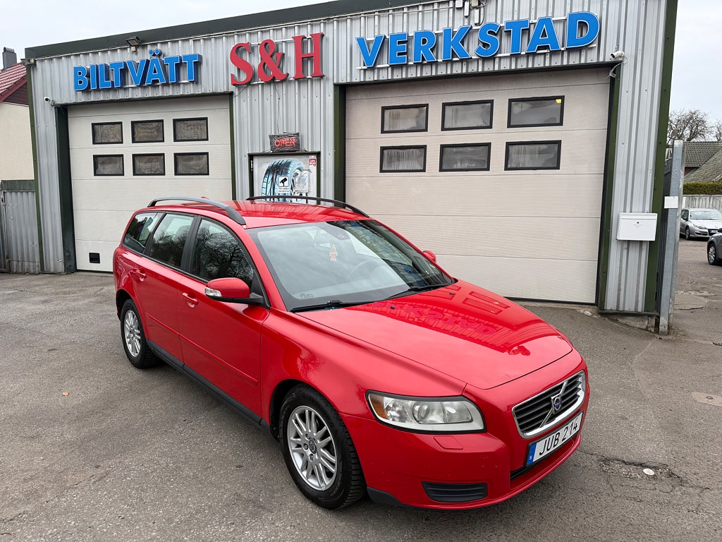 Volvo V50 1.8 Flexifuel Kinetic Euro 4,Ny servad ,kamkedja 