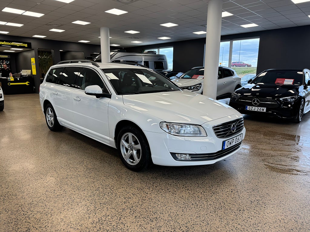 Volvo V70 D3 Classic / Blis / Drag / Adaptiv / Värmare / Euro 6