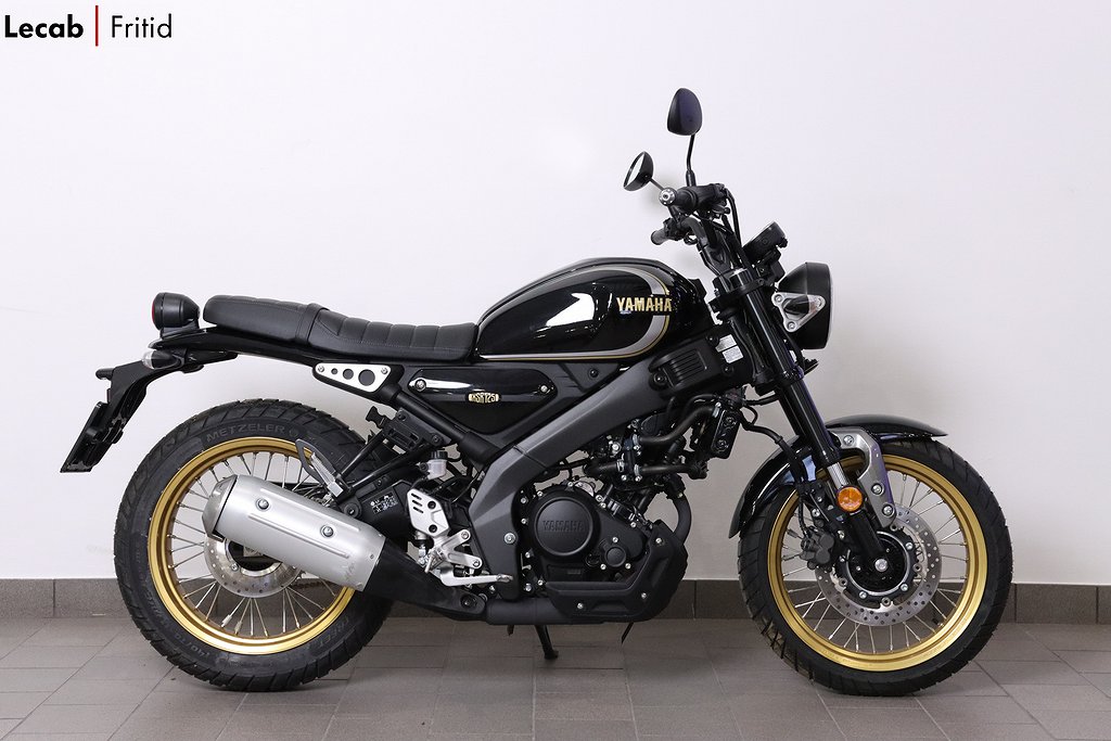 Yamaha XSR125 Legacy inkl. Väskor