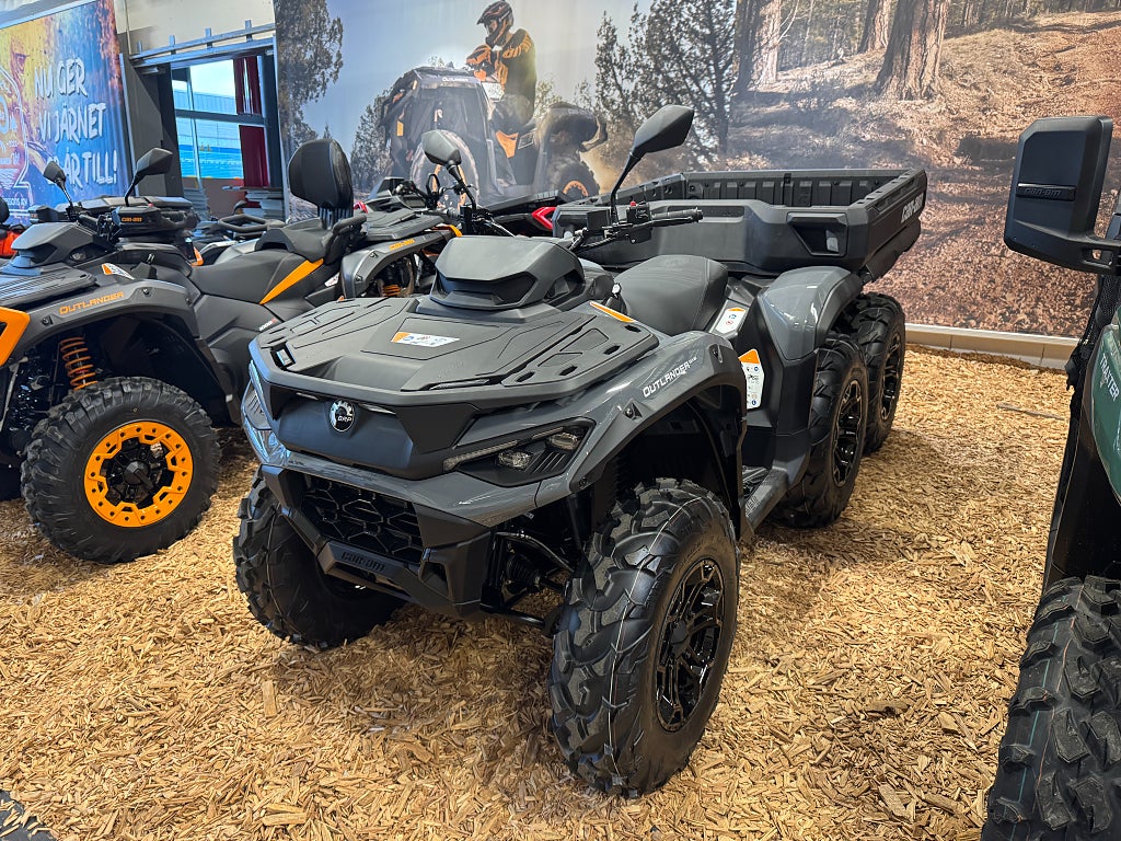Can-Am Outlander 6x6 850 Dps T3b  
