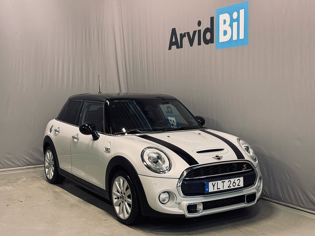 MINI Cooper S 5-d Chili II Pano H/K JCW-Ratt Sportlåda PDC 