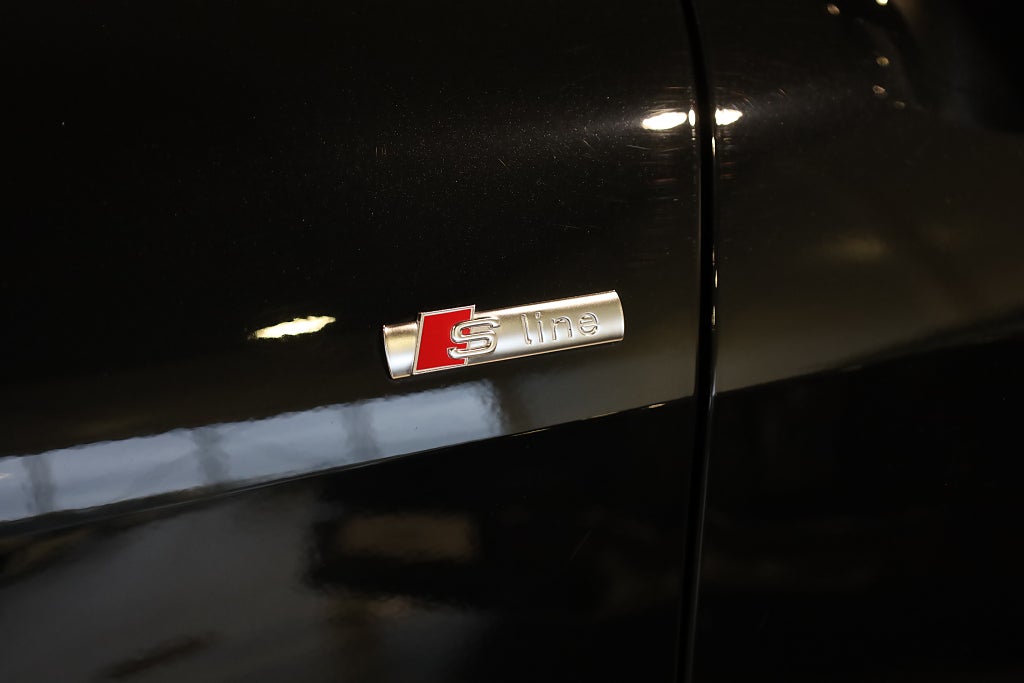 Audi Q4 e-tron Q4 50 e-tron quattro S-Line Navi Kamera Sonos Drag 2022