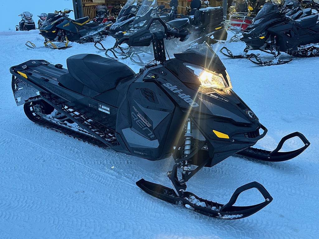 Ski-Doo Renegade Backcountry 600 E-Tec