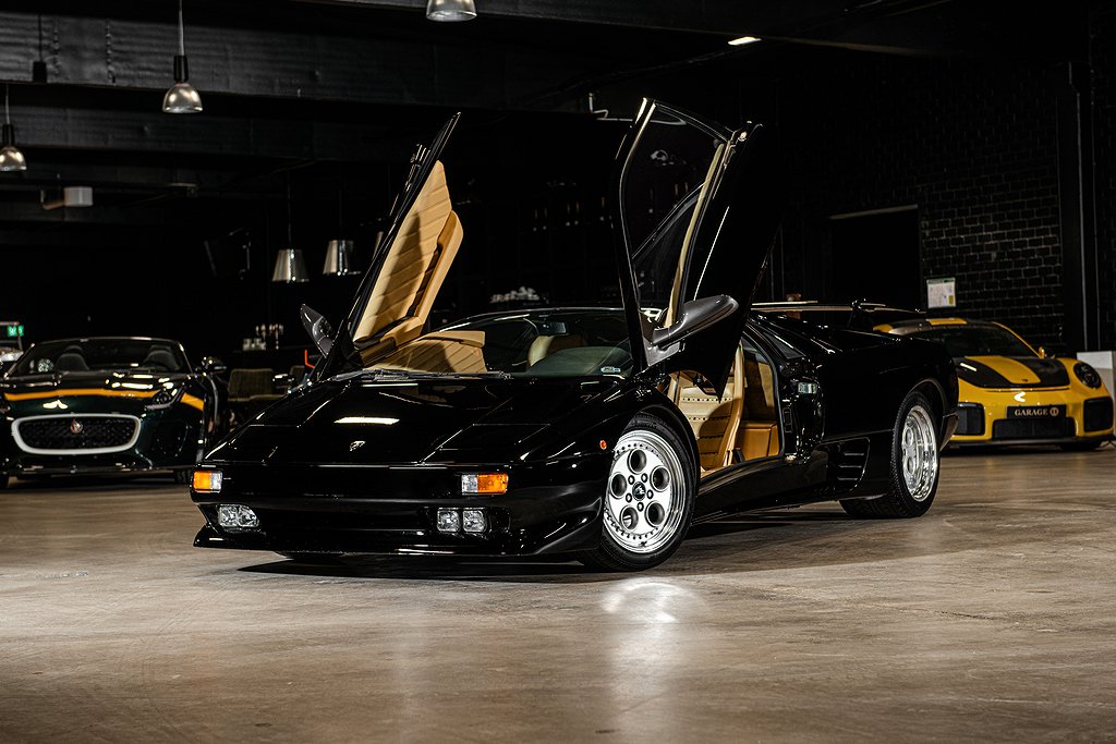 Lamborghini Diablo / Sv-såld / 899mil