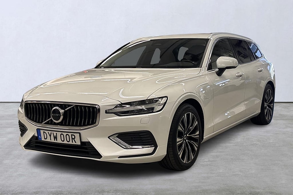 Volvo V60 Recharge T6 Core Edition