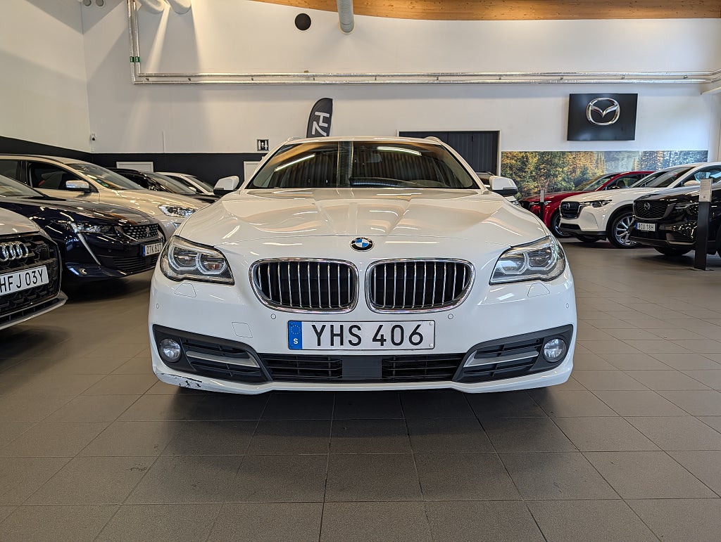BMW 520d 190hk xDrive Touring Steptronic/Panorama/ NAV/Läder