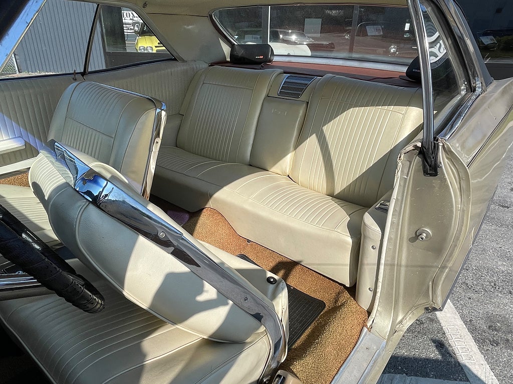 Pontiac Grand Prix 6.4 V8 0kr insats 1896kr/mån