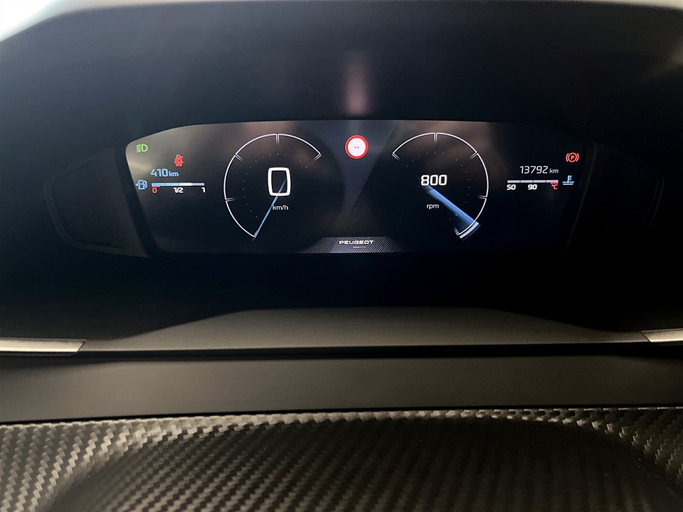 Bild på Peugeot 2008 Allure 1.2 PT 130hk CARPLAY P-SENSORER