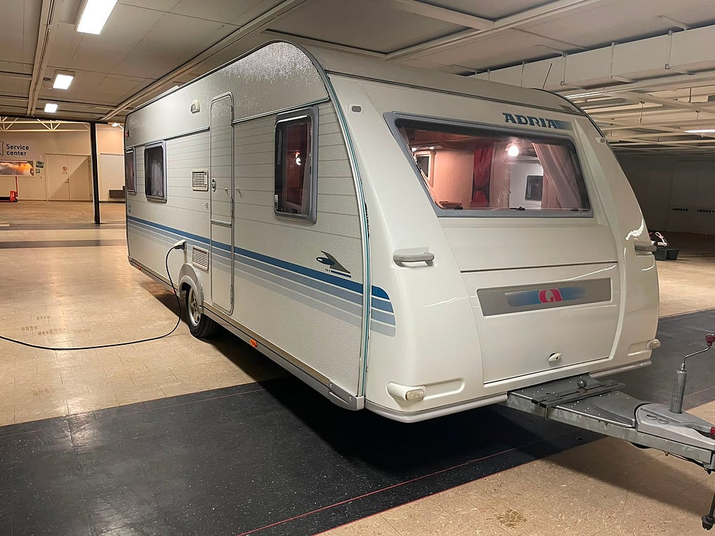 Adria 613 UT