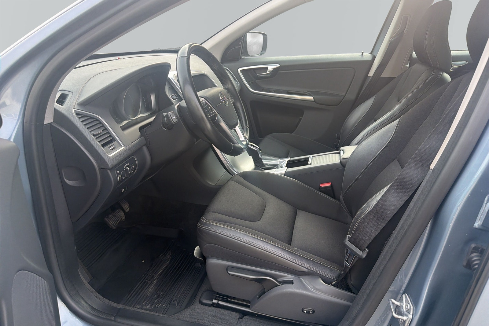 Volvo XC60 D4 AWD Geartronic Classic, Momentum BLIS Drag 2017 - miniatyr 9