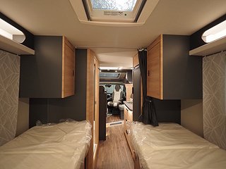 Husbil-halvintegrerad Knaus L!VE TI PLATINUM SELECTION 650 MEG 18 av 18