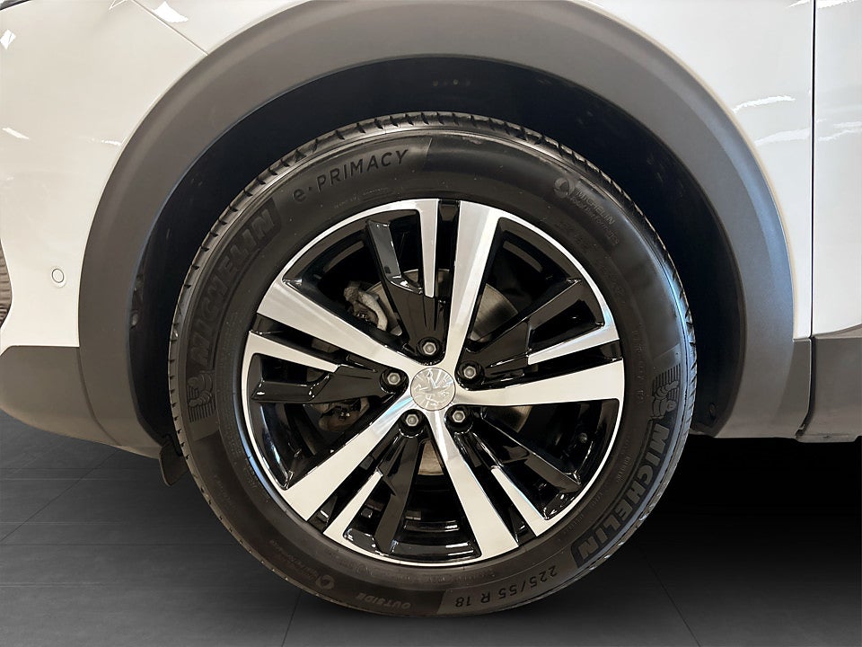 Bild på Peugeot 5008 GT 1.2 PT 130hk Aut 7-SITS B-KAMERA
