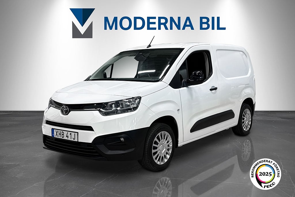 Toyota ProAce City 1.2 Turbo 130hk Aut Moms 3-sits B-kamera CarPlay