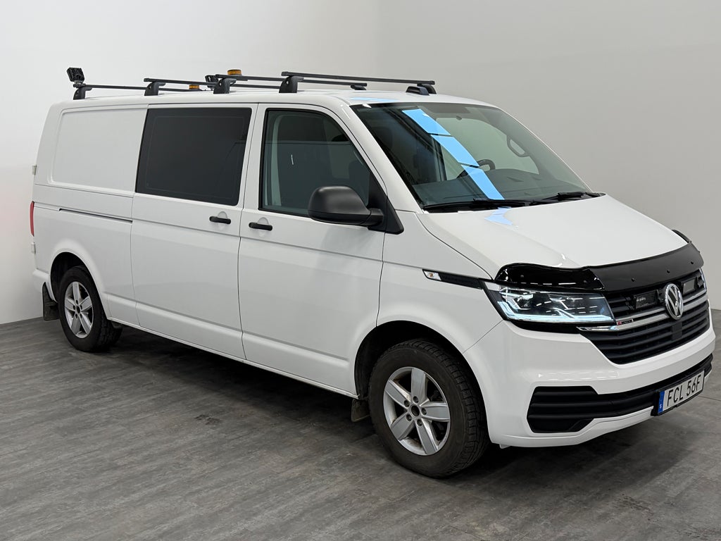 Volkswagen Transporter Kombi T32 2.0TDI BMT 4M Led Kamera Värmare Dubbelgolv