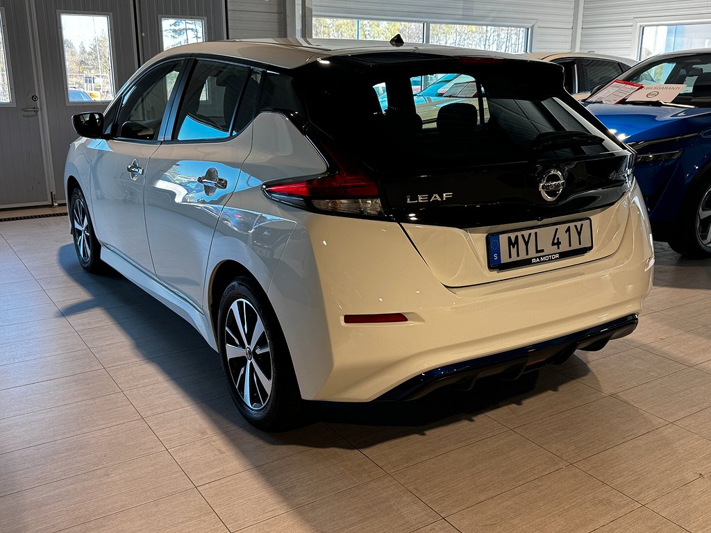 Nissan Leaf Acenta 40kwh MOMSBIL 2022