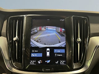 Volvo V60 Recharge T6 AWD Automat R-Design Drag/Värmare/S&V-Däck – bild 15