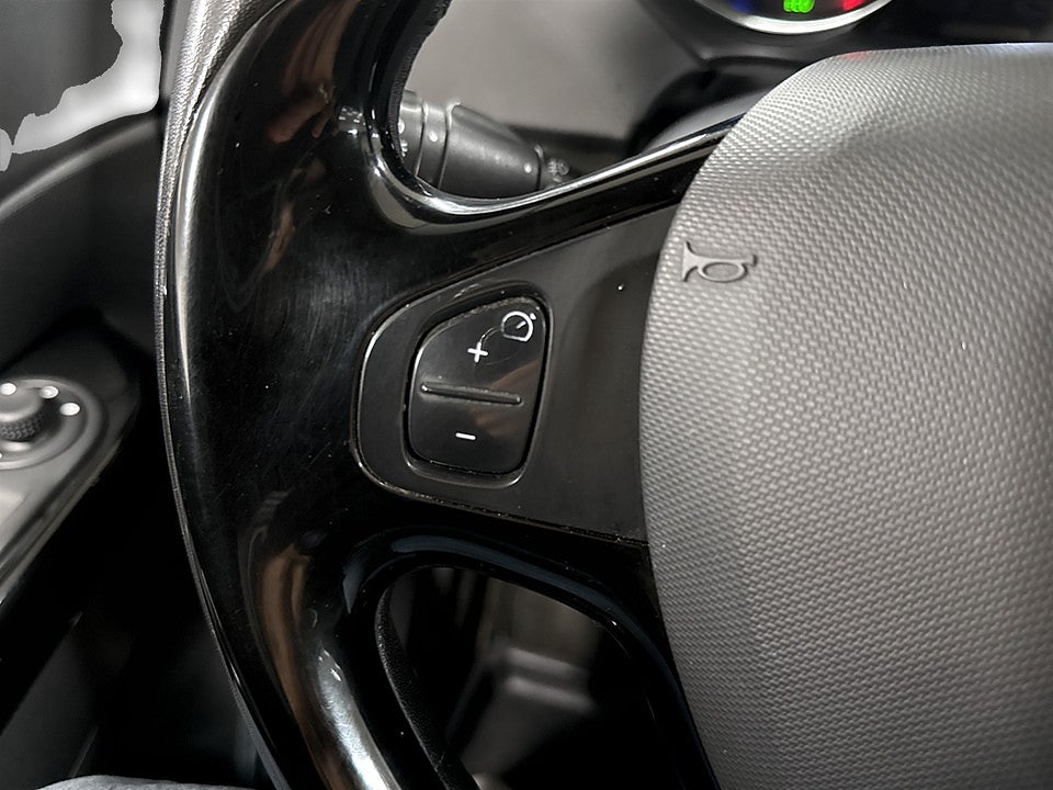 Bild på Renault Captur 1.2 TCe EDC 120hk Aut DRAGKROK BACKKAMERA GPS