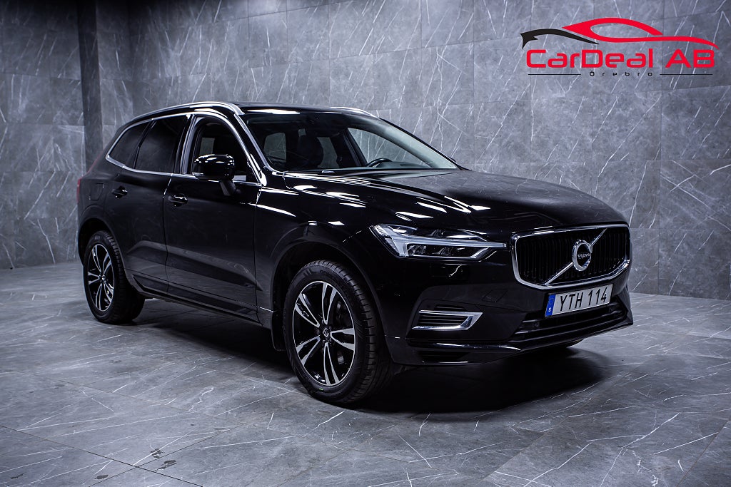 Volvo XC60 Recharge T8 AWD Momentum Pano CarPlay Kamera Drag MOMS