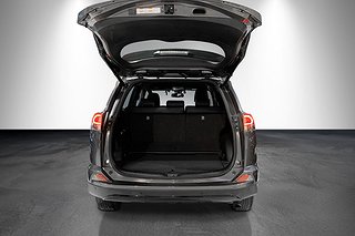 SUV Toyota RAV4 7 av 25