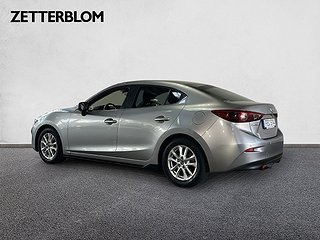 Sedan Mazda 3 3 av 16