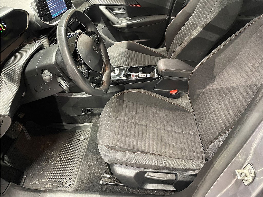 Bild på Peugeot E-2008 Active 50 kWh 136hk Aut - CARPLAY, NAV