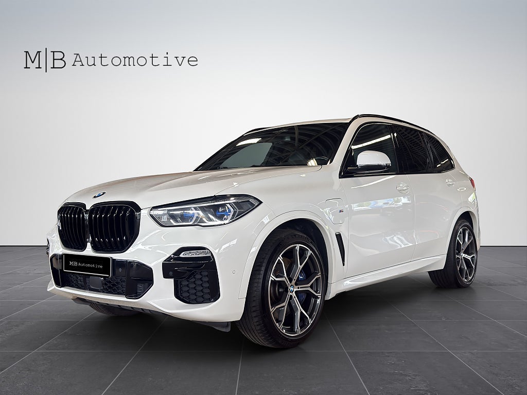 BMW X5 xDrive45e iPerformance M Sport / PANO / HUD /