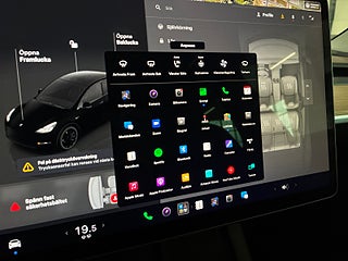Tesla Model Y Performance S&V-Hjul/Drag/Pano/Backkam/Värmepump/MOMS – bild 21