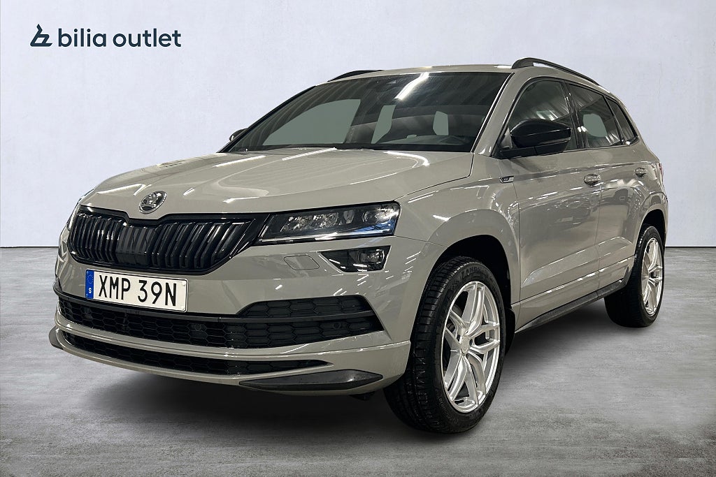 Skoda Karoq 1.5 TSI Sportline 150hk Navi Drag P-värm Bkamera
