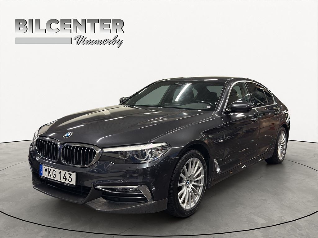 BMW 540 i Sedan Luxury Line 2017, kuva 2/52