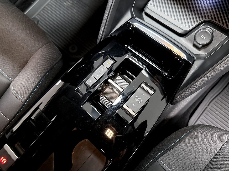 Bild på Citroën C4 Shine 1.2 PT 130hk Aut B-KAMERA NAVI