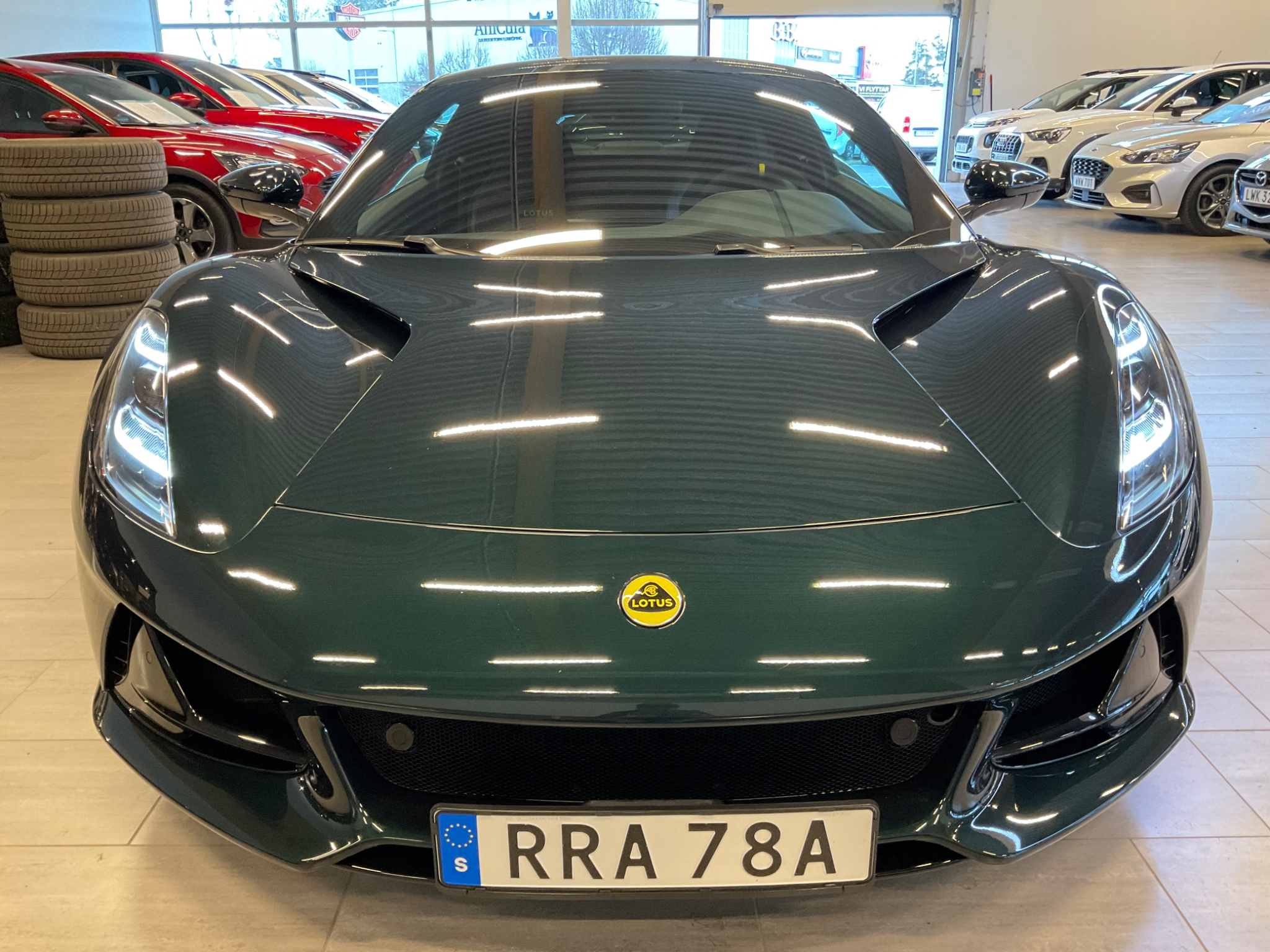 Lotus Emira 2023, photo 2/38